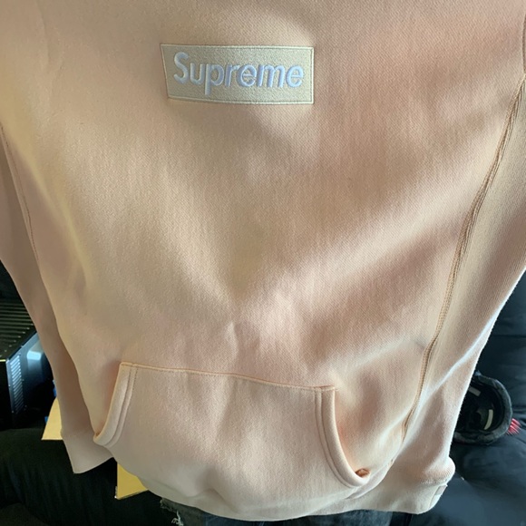 Supreme Peach Box Logo - Picture 4 of 5